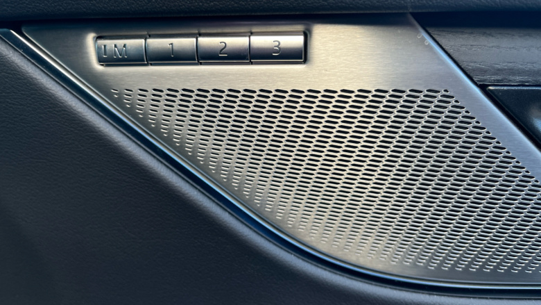 Jaguar F-Pace 2.0 D200 R-Dynamic Black 5dr Auto AWD Diesel Estate